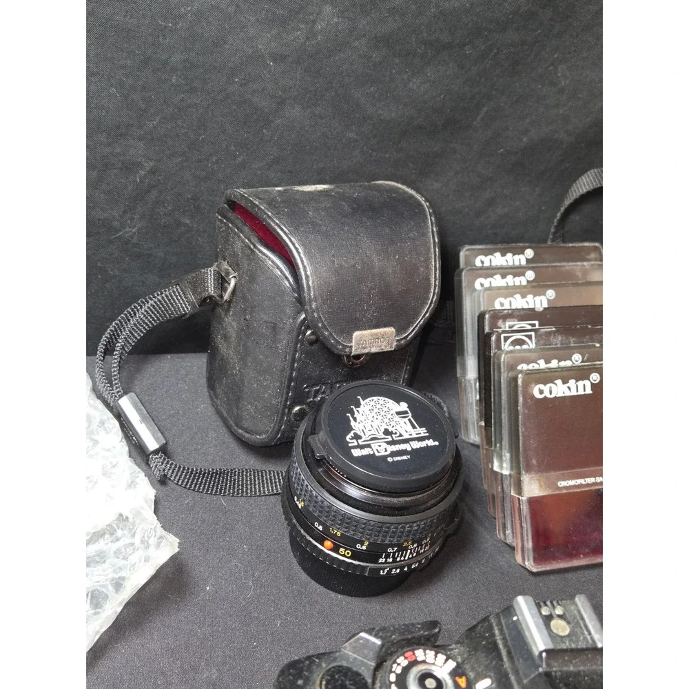 Minolta X-700 X-9 SLR Pentax 735 Film‎ Camera Lot with Lenses Flash Filters Case